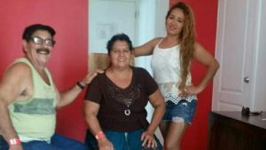 El jueves conocerán fallo de juicio acusados de asesinar a maestra y a sus padres en Acajutla