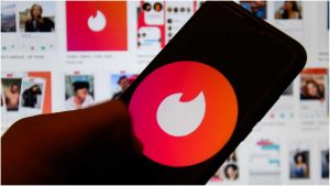 Tinder anuncia que redefinirá el mundo de las citas en línea