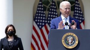 ¿Por qué la Casa Blanca minimiza la idea de que Estados Unidos caiga en una recesión?