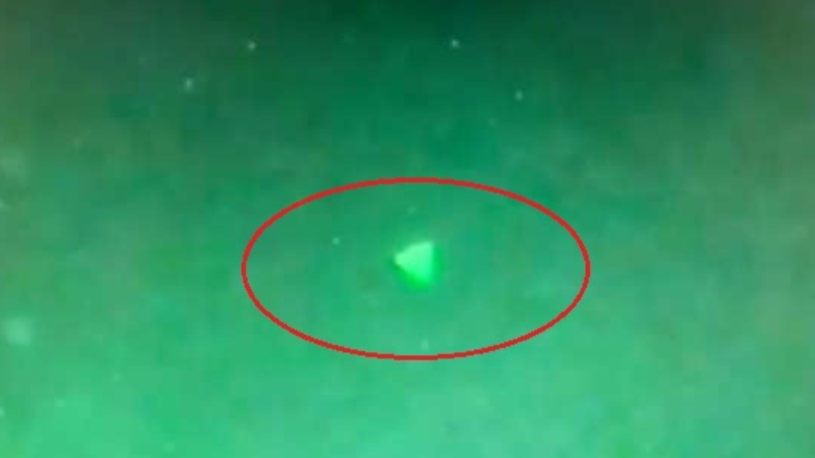VIDEO: Three UFOs fly over US Navy ships, the Pentagon acknowledges the fidelity of the images