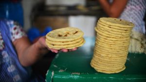 ¿Chengas y tortillas son lo mismo? Esta comida pone en disputa a salvadoreños en redes sociales