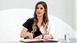 ¿Hay desabastecimiento en el ISSS? La directora dice que no; los médicos que sí