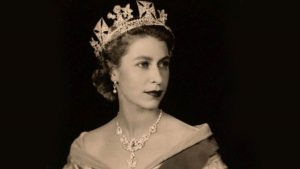 VIDEO: Así fue la coronación de Isabel II como reina de Inglaterra en 1953
