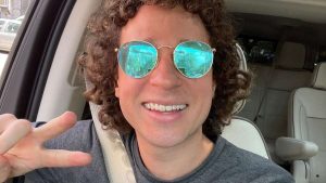 El youtuber Luisito Comunica llegó a Honduras, la tierra de las baleadas