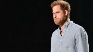 Príncipe Harry tachado de “desconsiderado” tras hacerle un nuevo desplante a la reina Isabel pese a su frágil estado de salud
