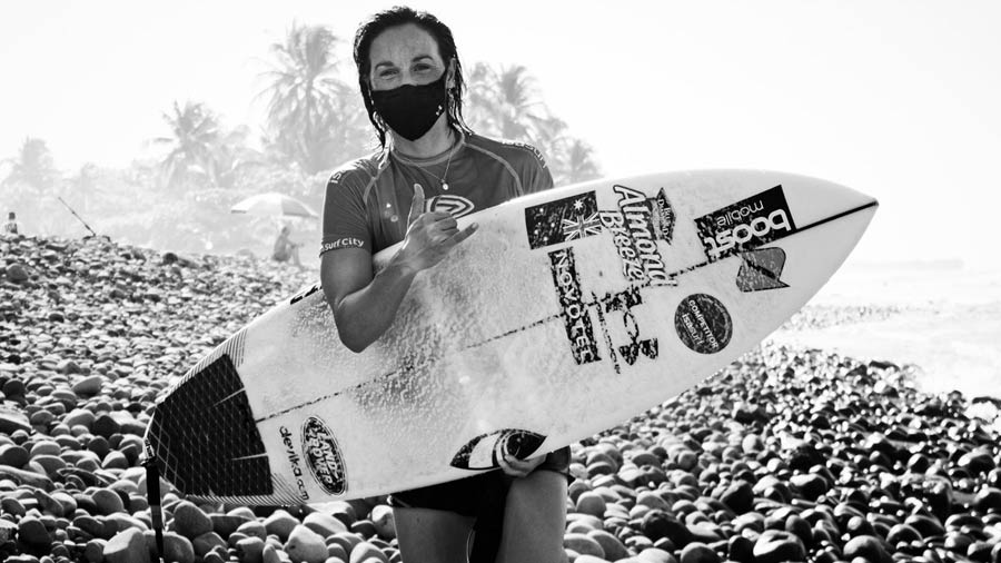 ¿Quién es Sally Fitzgibbons? La bella australiana que domó las olas de El Salvador - Vimarsana News