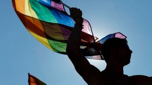 Medio oficialista tiene poca apertura a temáticas de la población LGBTIQ+, según informe de ORMUSA
