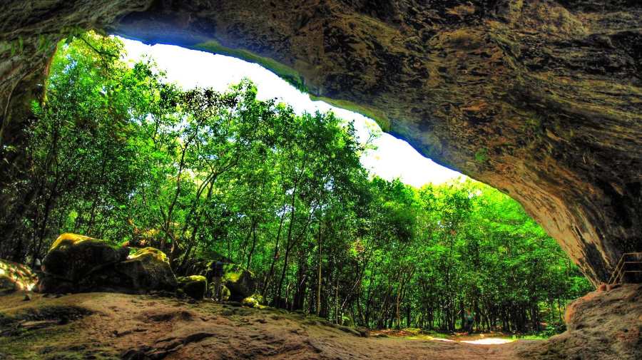 FOTOS. ¿Sabes en dónde se encuentra la muestra de arte visual más antigua de El Salvador? - Vimarsana News