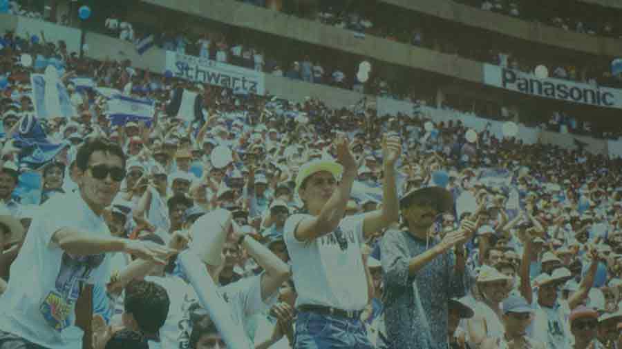 El-Salvador_Mexico_1993_11