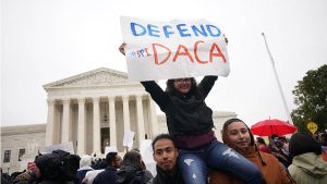 EE.UU.: Juez federal frenó programa DACA que daba beneficios a inmigrantes  y prohibió conceder nuevos permisos | Noticias de El Salvador
