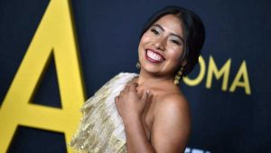 Yalitza Aparicio modela para Victoria’s Secret y genera reacciones encontradas