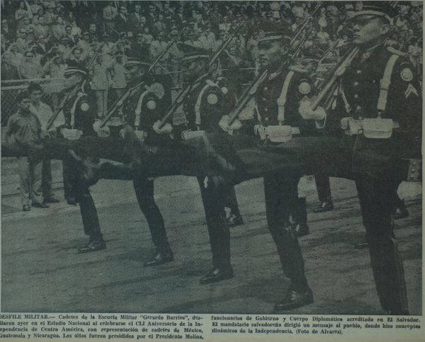 Desfile 15 de septiembre en los anos 60 70 y 80118