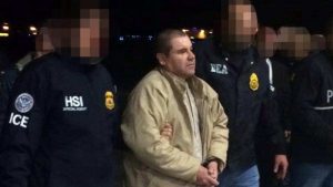 El “Chapo” Guzmán se queja de constantes revisiones, poca comida y hongos en los pies