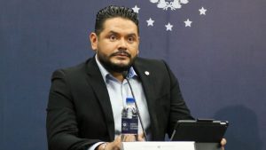 Presidente del BCR afirma que "no mira riesgo" de que el país caiga en impago