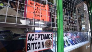 El Salvador ha perdido en medio año $16.2 millones en compras de Bitcoin