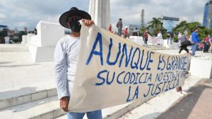 Sala de lo Constitucional declara "improcedente" demanda en contra de remoción de jueces