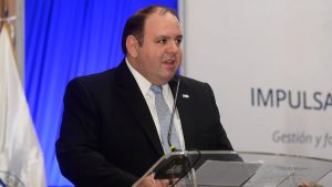 Alto nivel de deuda y el riesgo país preocupan a empresas salvadoreñas