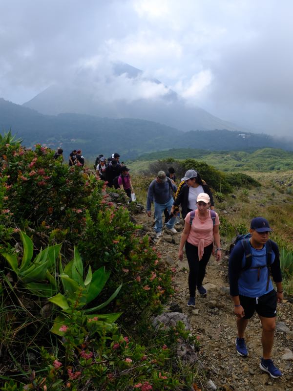 YH Caminata al volcan Ilamatepec08