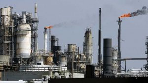 El precio del barril de petróleo sobrepasó los $96 por crisis entre Ucrania y Rusia