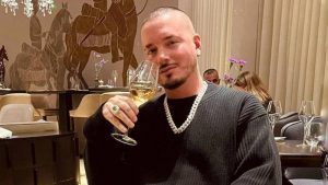 Grammy 2022: Así fue la criticada presentación de J Balvin a la que reaccionaron con memes
