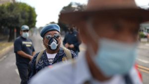 Veteranos piden pensión de 300 dólares y hospital a presidente Bukele