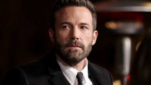 Ben Affleck con rostro serio