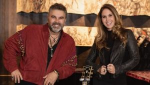 Lucero confiesa qué hizo con el anillo de compromiso que le dio Mijares