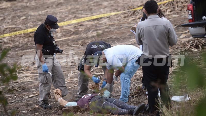 mujer-asesinada-por-celular-en-canton-Camotepeque-en-Nejapa09
