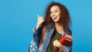 Embajada de Estados Unidos lanza convocatoria para becas Fulbright 2023