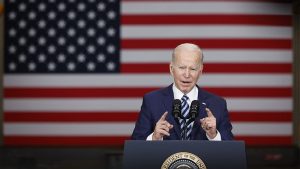 Biden evalúa el uso de pagos electrónicos para las remesas en Cuba