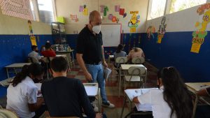 Educación autoriza a escuelas contratar solo por tres meses a los profesores interinos