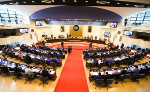 Asamblea aprueba disposiciones transitorias para contratación de maestros interinos