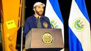 Bukele arremete contra organismos internacionales que denuncian abusos de poder