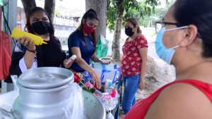 VIDEO: "Más de 1,000 tamales al día": Así aprovecha la fama Abigail Mancía para incrementar las ventas