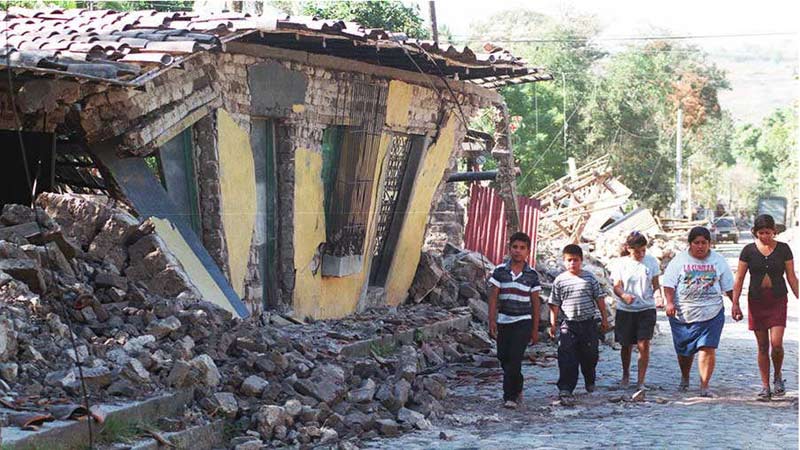 Terremoto-13-febrero-2001--03