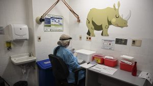 Vacunaron a más de 150 niños con Sinovac en lugar de Pfizer en Uruguay