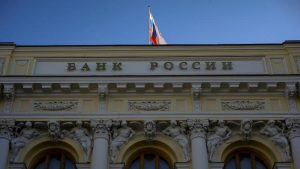 EE.UU. prohibió todas las transacciones con el Banco Central de Rusia, una sanción sin precedentes