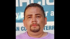 Seis menores fueron despojados de sus teléfonos a punta de pistola por sujeto en Sonsonate