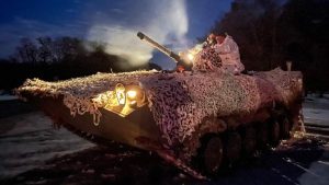 Estados Unidos reitera que Rusia puede invadir Ucrania e insta a desistir