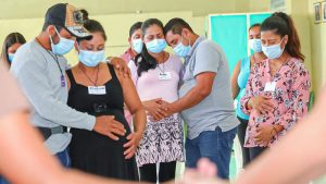 INFOGRAFÍA: Estos son los 14 procedimientos médicos que se pueden aplicar durante un parto y están regulados en nueva ley