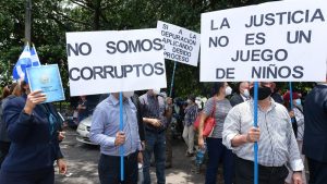 ALAC denuncia injerencia de Bukele y Asamblea en cambios de jueces