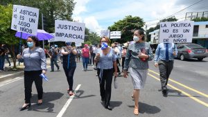 Sociedad civil condena la toma del Órgano Judicial y remoción de jueces; Estado salvadoreño lo defiende