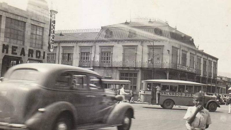 primeros-autobuses-en-los-que-viajaban-los-salvadorenos-en-los-30-40 (7)