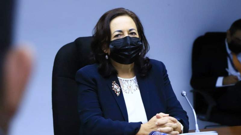 Asamblea oficialista reactiva comisión que investiga sobresueldos y recibe  a exdiputada Yanci Urbina | Noticias de El Salvador