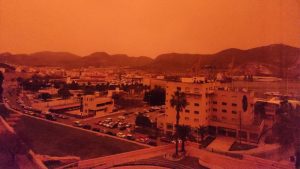 Fenómeno meteorológico tiñe de color naranja ciudades españolas
