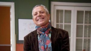 ¡Complicado de salud! César Bono, actor de la serie "Vecinos", se encuentra sedado y en terapia intensiva