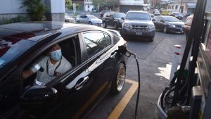 Precios del combustible suben entre $0.29 y $0.43 por galón desde este martes