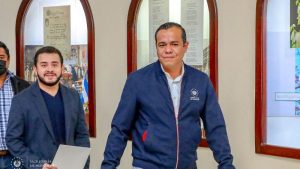 Funcionarios presentan a la Asamblea iniciativas de Bukele para paliar la crisis en el país