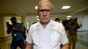 General Rafael Bustillo se desliga de reunión donde supuestamente planearon asesinatos de Jesuitas