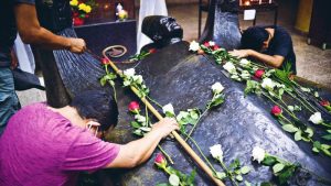 Con oración y frases de sus homilías, feligreses conmemoran el martirio de monseñor Romero